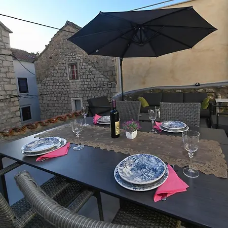 Appartement Stari Grad Makarska