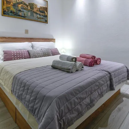 Stari Grad Apartmán
