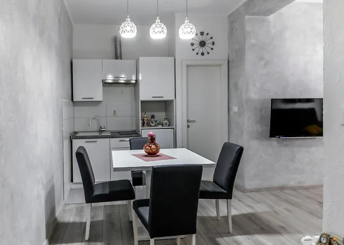 Stari Grad Apartament *