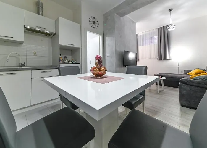 Stari Grad Apartament